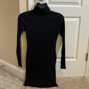 Wild Fable medium black ribbed long sleeve turtleneck dress B20